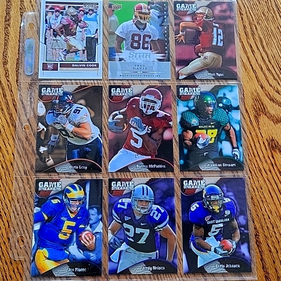 NFL Trading Card Collection - Picture 10 of 16